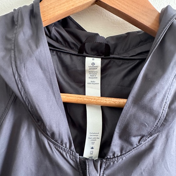 Lululemon I Put A Shell On You Black Jacket (Size 8) - Picture 5 of 5